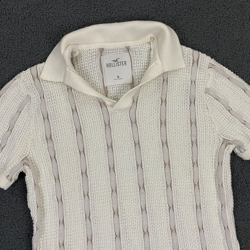 Hollister Polo Shirt Mens Medium Slim Fit 3D Texture‎ Knit Stripe Stretch Resort